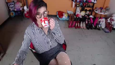 Snapshot of missmia2 chatting on January 17, 2025, 1:13 pm Miss Mia online show from January 17, 2025, 1:13 pm