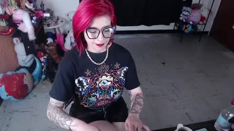 Snapshot of missmia2 chatting on February 12, 2025, 4:22 pm Miss Mia online show from February 12, 2025, 4:22 pm