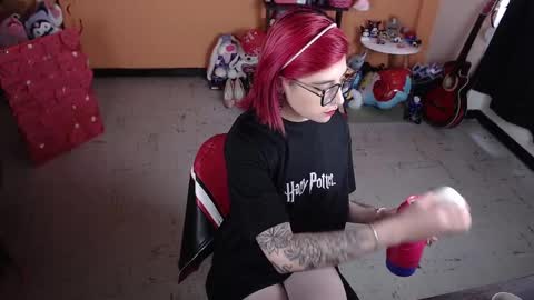 Snapshot of missmia2 chatting on March 7, 2025, 4:33 pm Miss Mia online show from March 7, 2025, 4:33 pm