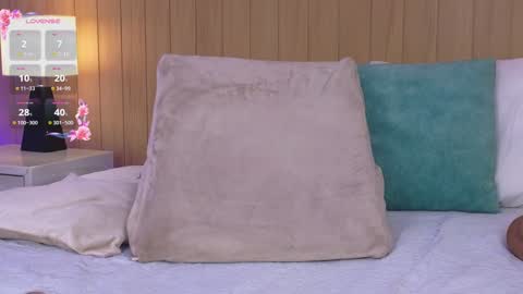 Snapshot of missmonaco chatting on December 19, 2024, 3:51 am Emma Rivera online show from December 19, 2024, 3:51 am