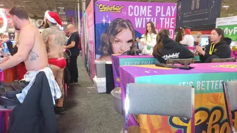 Luna online show from December 8, 2024, 1:35 am