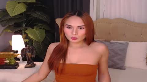 missoliviaontop online show from April 15, 2026, 6:15 pm