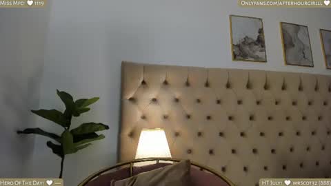 Snapshot of misspinkroom chatting on July 18, 2026, 6:45 pm Renata online show from July 18, 2026, 6:45 pm