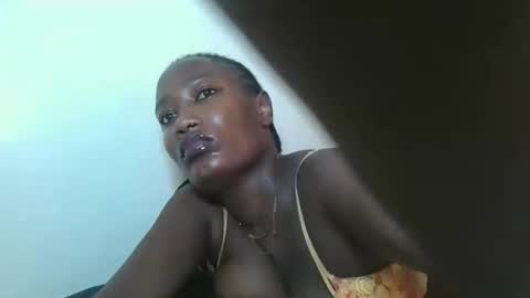 pretty gal online show from May 12, 2026, 10:23 am