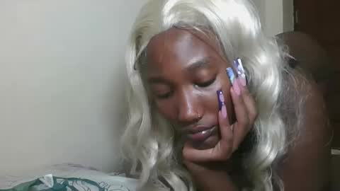 pretty gal online show from May 21, 2026, 1:01 am