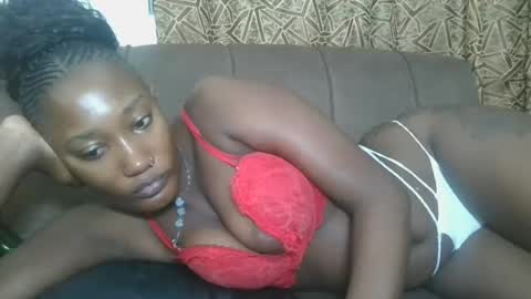 Snapshot of missprettygal chatting on July 27, 2026, 9:33 pm pretty gal online show from July 27, 2026, 9:33 pm