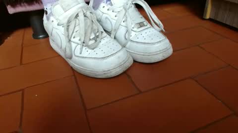 Snapshot of misssam28 chatting on February 13, 2025, 12:54 pm TELL ME MISS online show from February 13, 2025, 12:54 pm