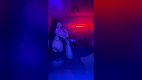 misssvelvet online show from February 1, 2026, 3:49 am