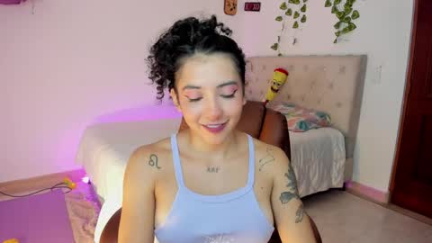  Natalie Texass indepedent model online show from May 28, 2026, 4:32 am