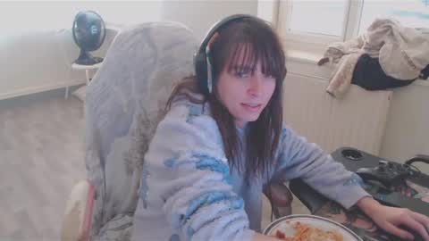 Snapshot of missthon chatting on December 15, 2024, 2:48 pm missthon online show from December 15, 2024, 2:48 pm
