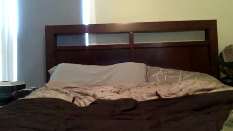 Snapshot of misstress_liz chatting on March 18, 2026, 6:22 pm misstress_liz online show from March 18, 2026, 6:22 pm