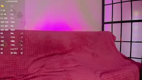Pau OFmissweetpeach online show from May 6, 2026, 4:30 am