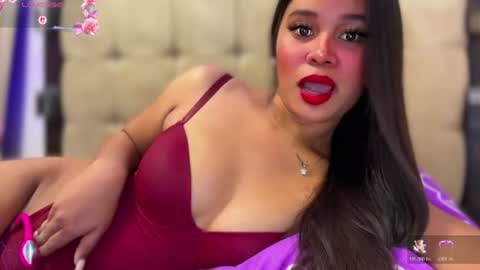 Snapshot of missxthalia697 chatting on June 30, 2026, 12:44 am Miss. Thalia online show from June 30, 2026, 12:44 am