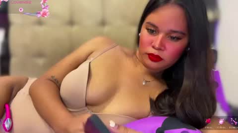 Snapshot of missxthalia697 chatting on July 16, 2026, 12:27 am Miss. Thalia online show from July 16, 2026, 12:27 am