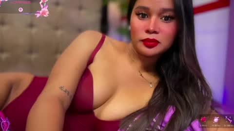 Snapshot of missxthalia697 chatting on July 22, 2026, 12:46 am Miss. Thalia online show from July 22, 2026, 12:46 am