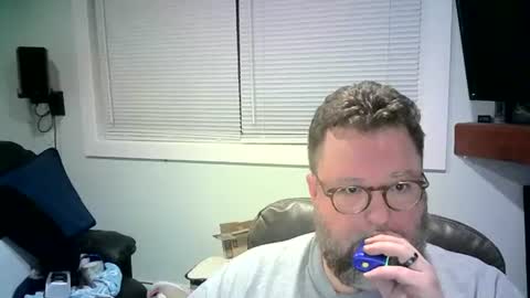 Snapshot of mister_happy567 chatting on March 7, 2025, 7:08 am Mr. Happy online show from March 7, 2025, 7:08 am