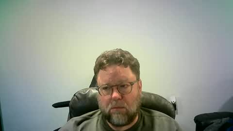 Snapshot of mister_happy567 chatting on October 2, 2025, 5:14 am Mr. Happy online show from October 2, 2025, 5:14 am