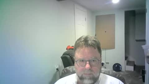 Mr. Happy online show from February 18, 2026, 6:09 am