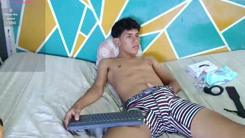 Snapshot of mister_jhonxxx chatting on February 13, 2025, 7:42 pm mister_jhonxxx online show from February 13, 2025, 7:42 pm