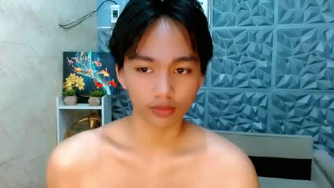Snapshot of mister_officer chatting on June 5, 2026, 12:17 am SAINT SACHI will make your day online show from June 5, 2026, 12:17 am