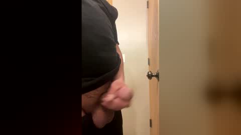 Snapshot of misterbeater123 chatting on March 1, 2026, 5:59 pm misterbeater123 online show from March 1, 2026, 5:59 pm