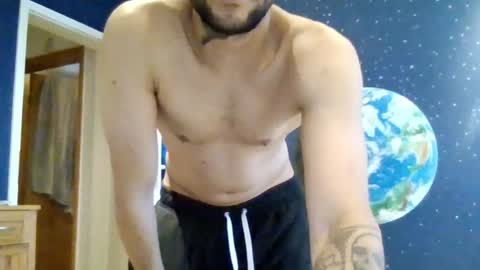 Snapshot of misterjohnnice chatting on July 18, 2026, 8:29 am misterjohnnice online show from July 18, 2026, 8:29 am