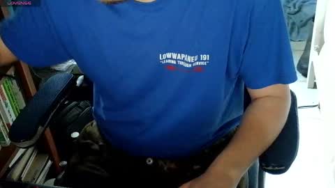 Snapshot of misterrileyd chatting on May 7, 2026, 4:34 pm MisterRileyD online show from May 7, 2026, 4:34 pm