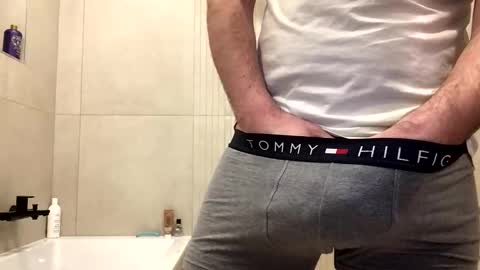 misterxy567 online show from February 9, 2026, 6:12 pm