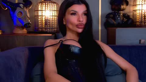 Snapshot of mistresselenia chatting on April 21, 2026, 2:12 pm Elenia online show from April 21, 2026, 2:12 pm