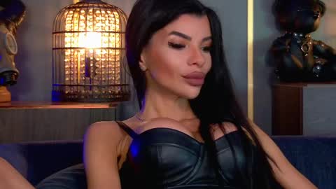 Snapshot of mistresselenia chatting on May 18, 2026, 1:39 pm Elenia online show from May 18, 2026, 1:39 pm