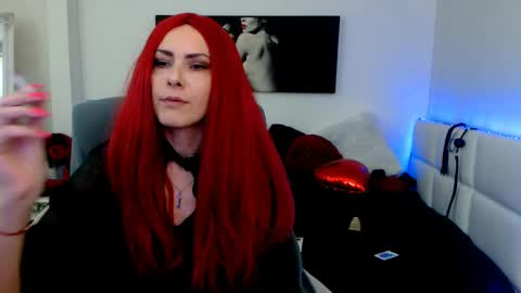 Snapshot of mistressevelyn_ chatting on March 1, 2025, 8:23 am MistressEvelyn online show from March 1, 2025, 8:23 am
