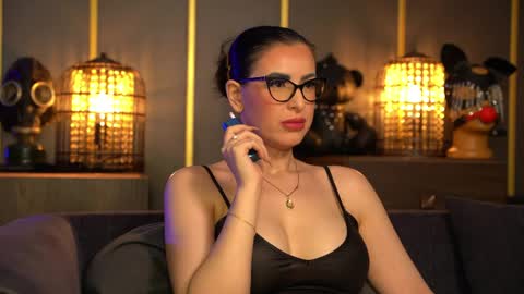 Mistress Kelly online show from April 5, 2026, 11:24 pm