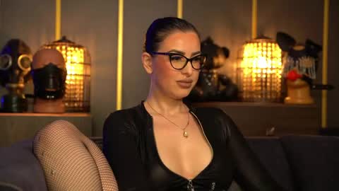 Mistress Kelly online show from April 19, 2026, 8:44 pm