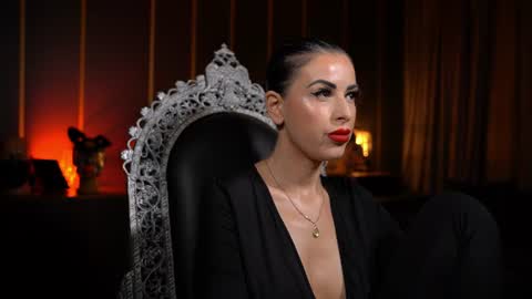Snapshot of mistresskellykent chatting on June 26, 2026, 9:41 pm Mistress Kelly online show from June 26, 2026, 9:41 pm