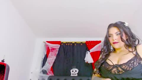 Mistresslombana online show from October 23, 2025, 6:02 am