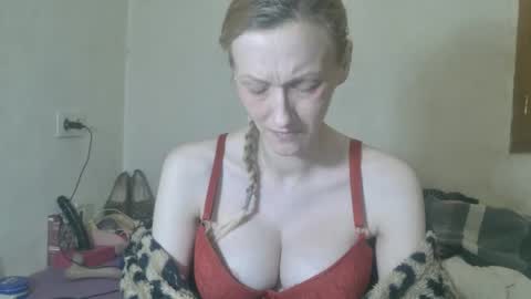 Snapshot of mistressmilly32 chatting on March 23, 2026, 10:14 pm mistressmilly32 online show from March 23, 2026, 10:14 pm