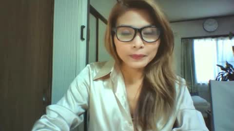Snapshot of mistressneonata chatting on April 14, 2026, 4:51 am mistressneonata online show from April 14, 2026, 4:51 am