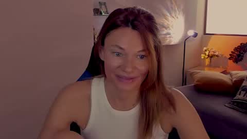 MistyBarnes NONUDE MODEL online show from May 17, 2026, 7:50 am