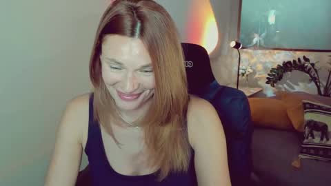 MistyBarnes NONUDE MODEL online show from May 30, 2026, 3:42 pm