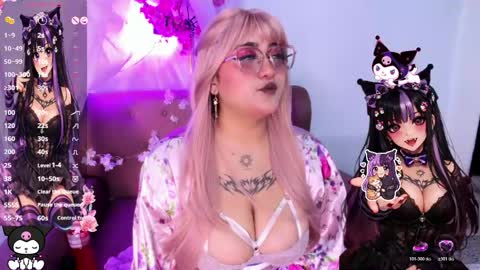 mitsu kawii online show from April 16, 2026, 7:25 pm