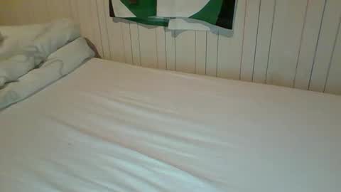 mitta93 online show from April 23, 2026, 9:50 pm