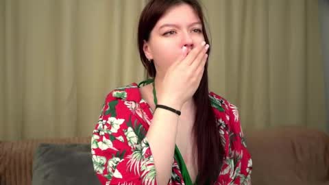 Rosalie online show from March 3, 2026, 1:23 am