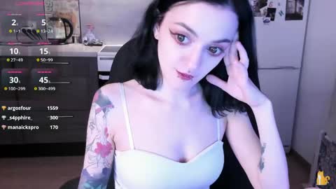 Snapshot of miura_moon chatting on June 9, 2026, 10:54 pm lina. online show from June 9, 2026, 10:54 pm