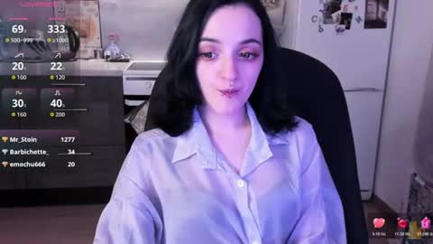 Snapshot of miura_moon chatting on June 13, 2026, 12:08 am lina. online show from June 13, 2026, 12:08 am