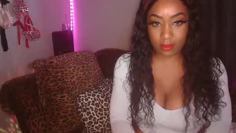 Snapshot of mixedlovers chatting on September 28, 2025, 8:14 pm Precious online show from September 28, 2025, 8:14 pm