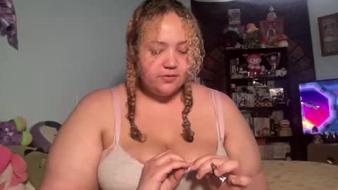 mixxedgoodness222 online show from January 16, 2026, 11:42 pm