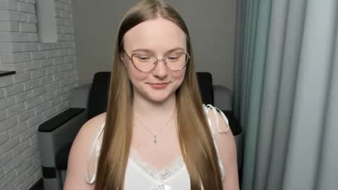 Miya online show from January 11, 2025, 7:16 pm