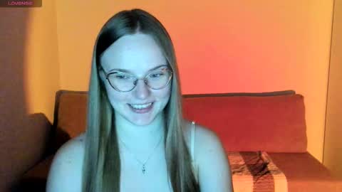 Miya online show from October 9, 2025, 7:12 pm