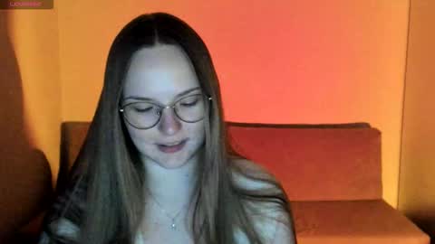 Miya online show from November 15, 2025, 5:09 pm