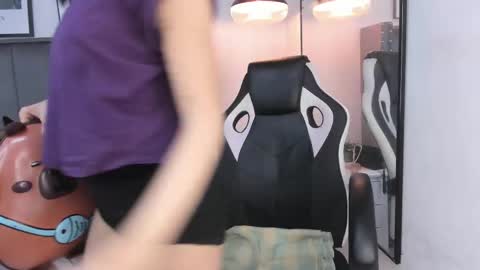 Snapshot of miyu_komori chatting on March 5, 2026, 12:56 pm miyu_komori online show from March 5, 2026, 12:56 pm